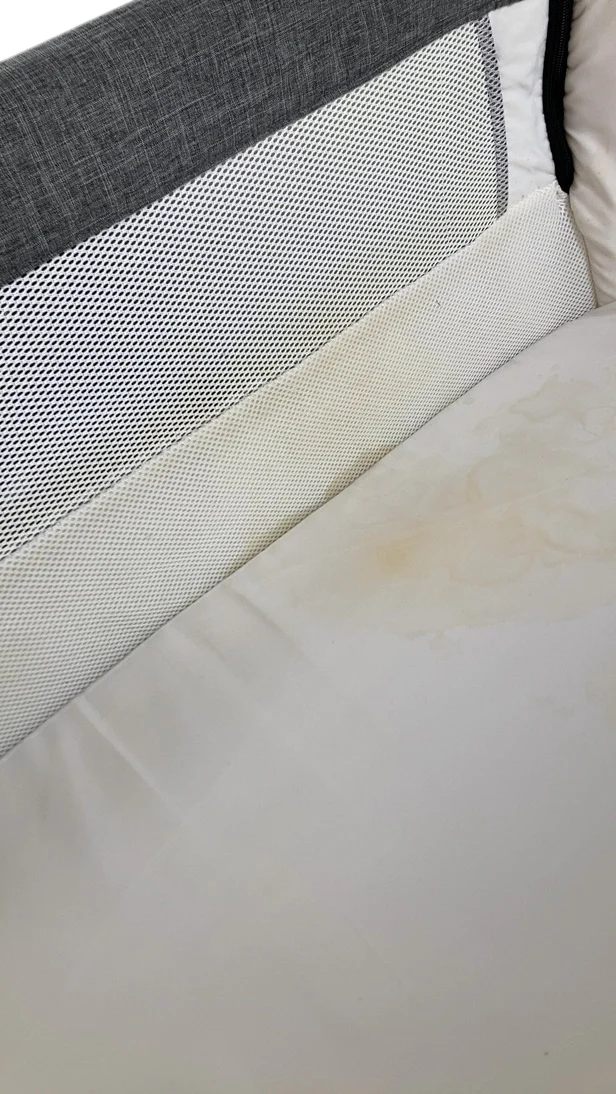 Mika Micky Bedside Sleeper - Image 6