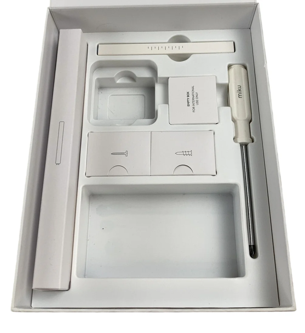 Miku Pro Smart Baby Monitor with Wall Mount - Image 6