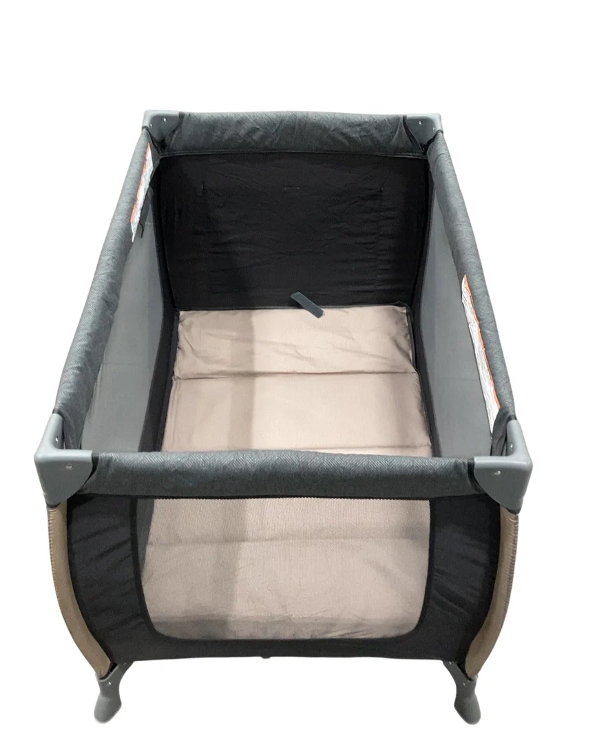 Monbebe Play Yard with Full-Size Rocking Bassinet, Castle Point - Image 2