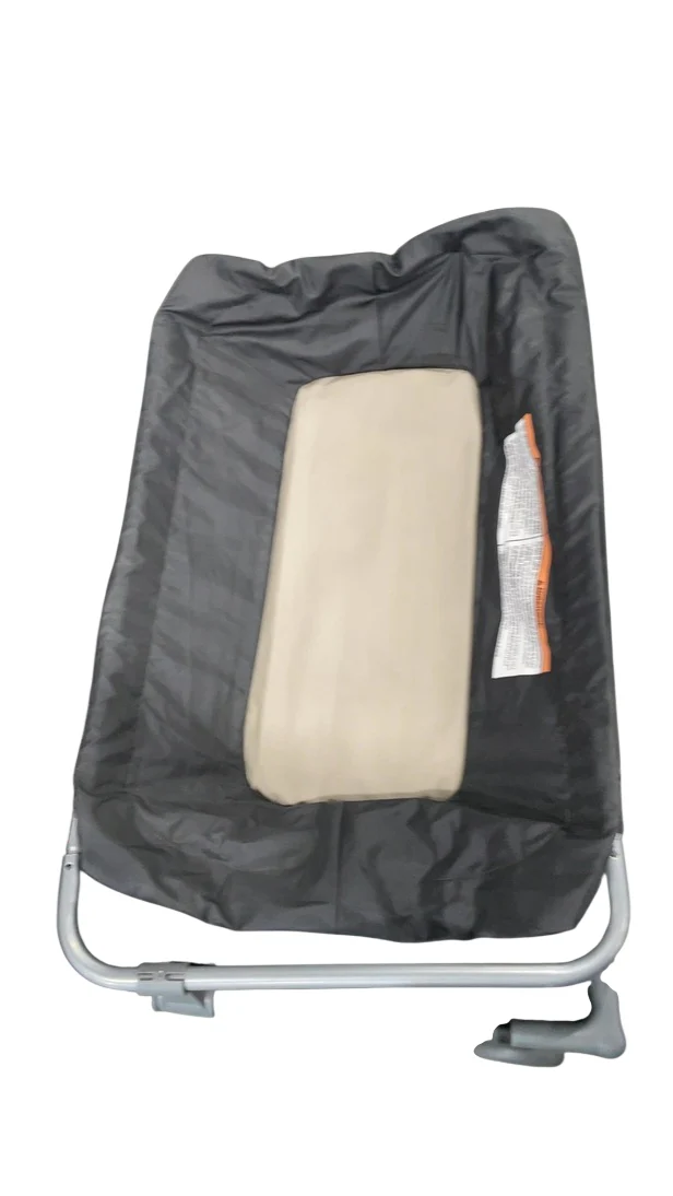 Monbebe Play Yard with Full-Size Rocking Bassinet, Castle Point - Image 6