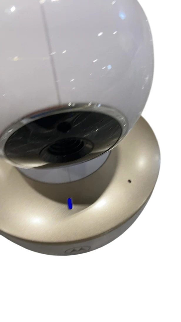 Motorola VM50G 5" Video Baby Monitor with Motorized Pan - Image 4