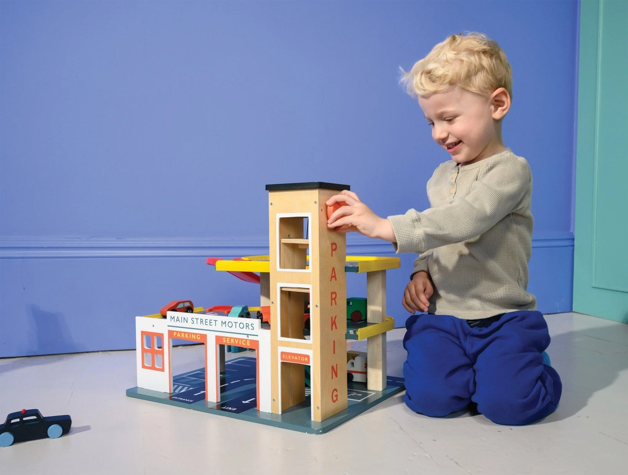 Mentari Multi-Level Garage with Lift - Image 7