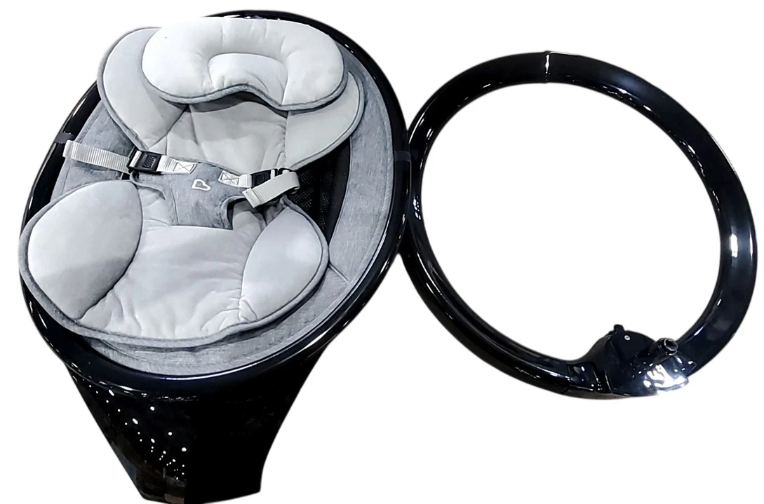 Munchkin Bluetooth Enabled Baby Swing, Black - Image 2
