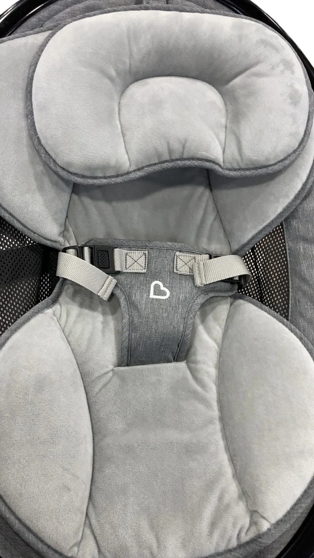 Munchkin Bluetooth Enabled Baby Swing, Black - Image 2