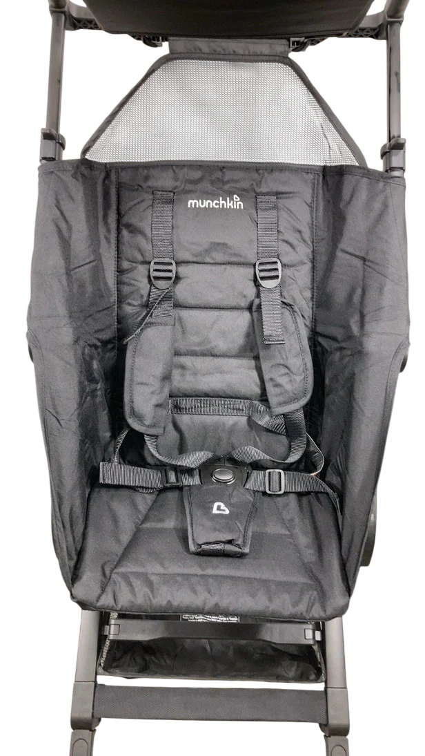 Munchkin Sparrow Ultra Compact Stroller, 2024, Black - Image 5