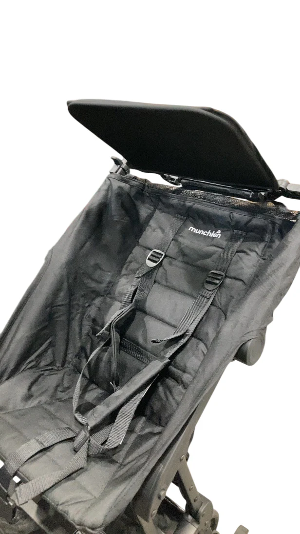 Munchkin Sparrow Ultra Compact Stroller, Black - Image 3