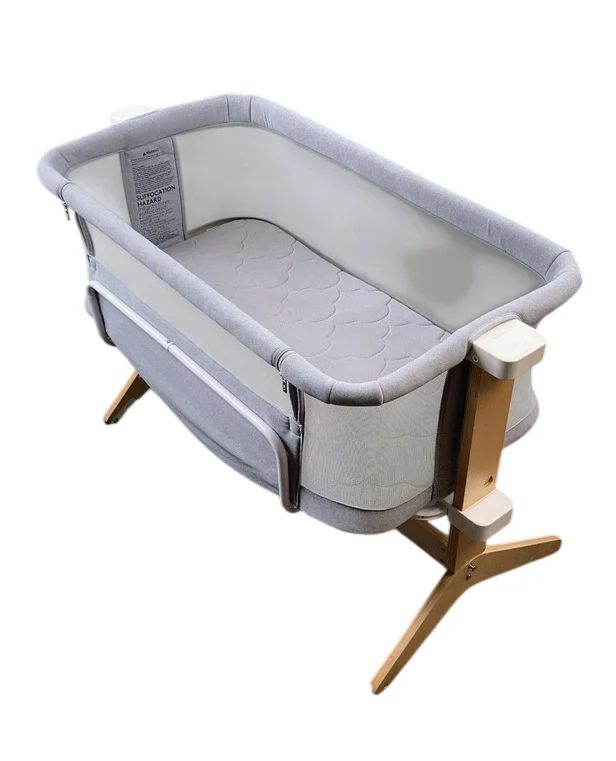 Newton Bassinet And Bedside Sleeper, Grey/Birch