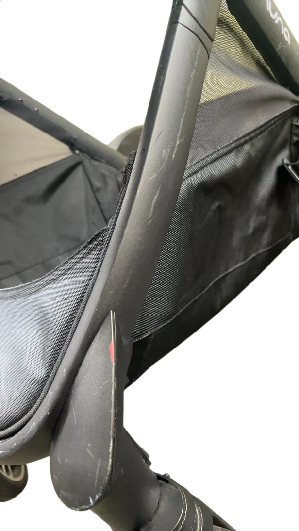 Nuna Demi Grow Stroller, 2022, Caviar - Image 10
