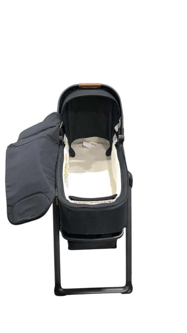 Nuna Demi Next Bassinet + Stand, Caviar - Image 4