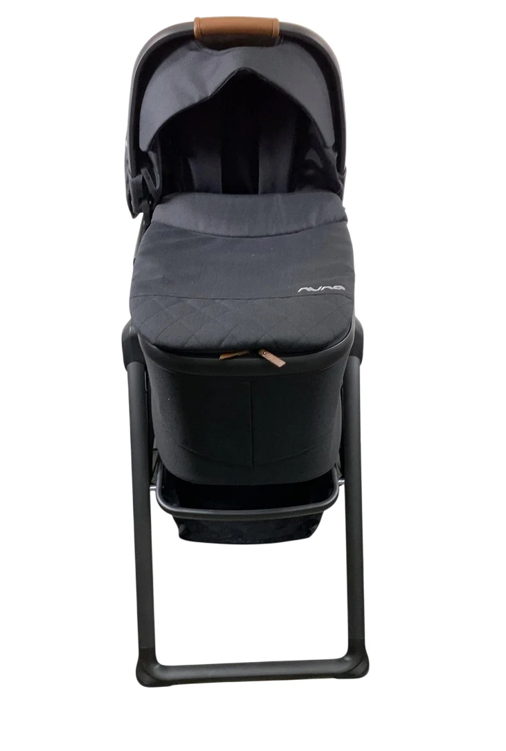 Nuna MIXX Bassinet with Stand, Caviar
