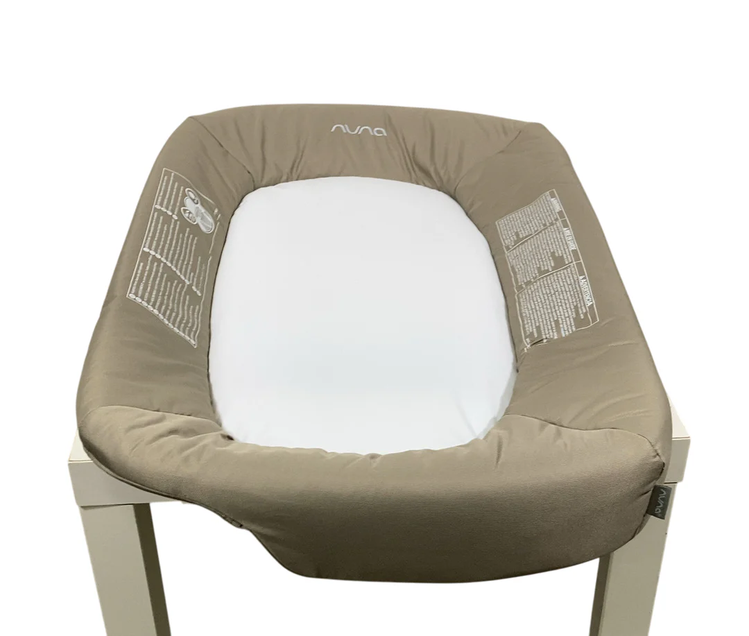 Nuna SENA Changer, Safari