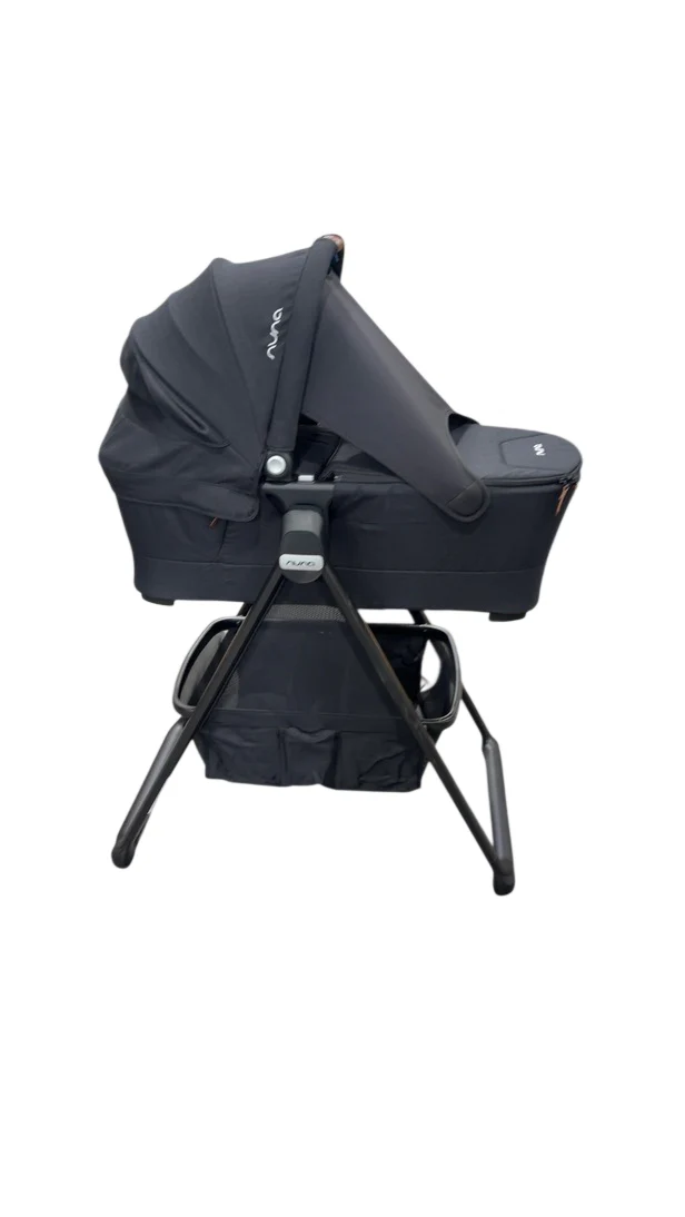 Nuna SWIV & TRIV Series Bassinet + Stand, Caviar - Image 2