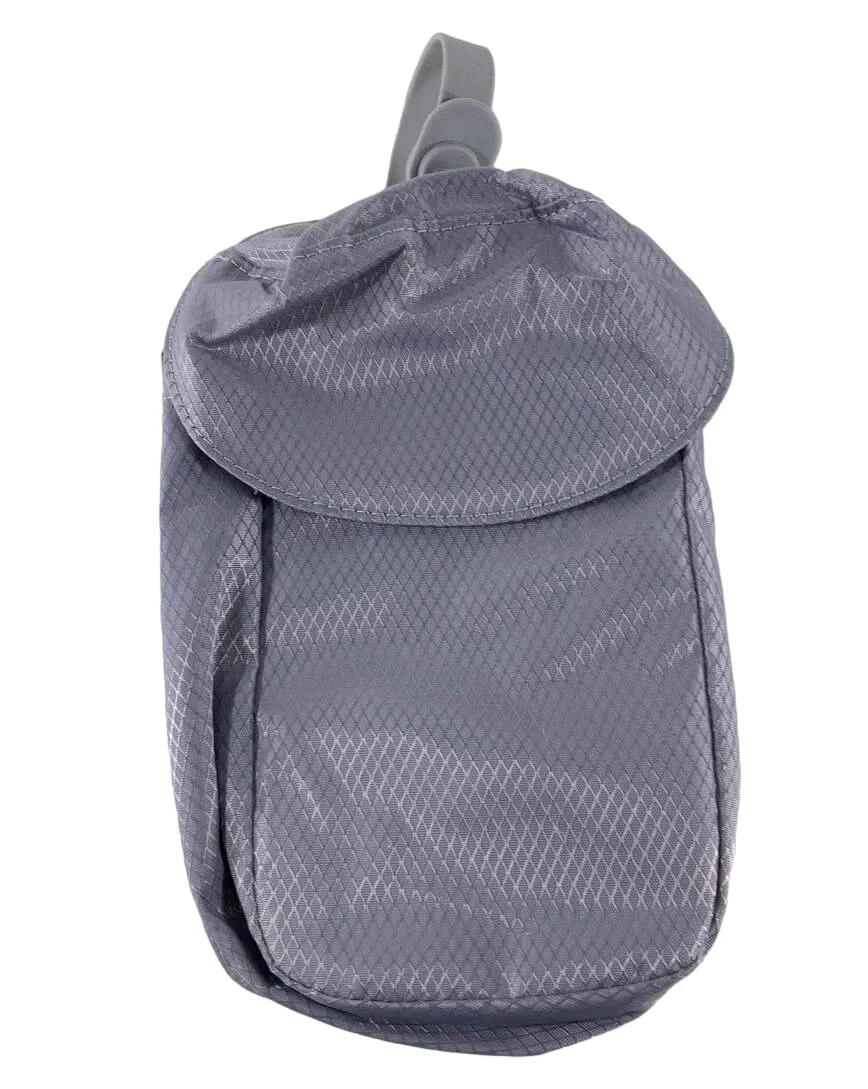 OXO Tot On-The-Go Wipes Dispenser, Grey - Image 4