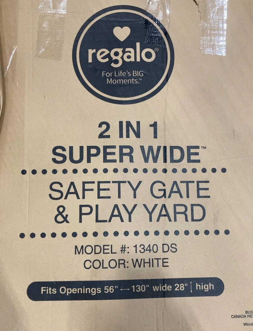 Regalo 2 in 1 Super Wide Safety Gate and Play Yard, 144"x28" - Image 4