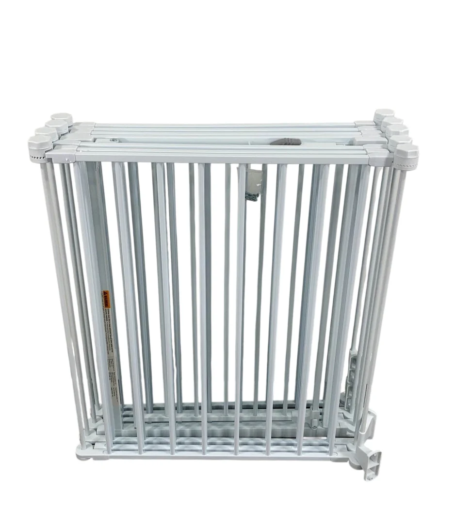 Regalo 4-in-1 Play Yard - Image 4