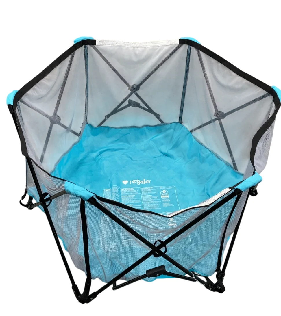 Regalo My Portable Play Yard Deluxe, 6 Panel - Image 2
