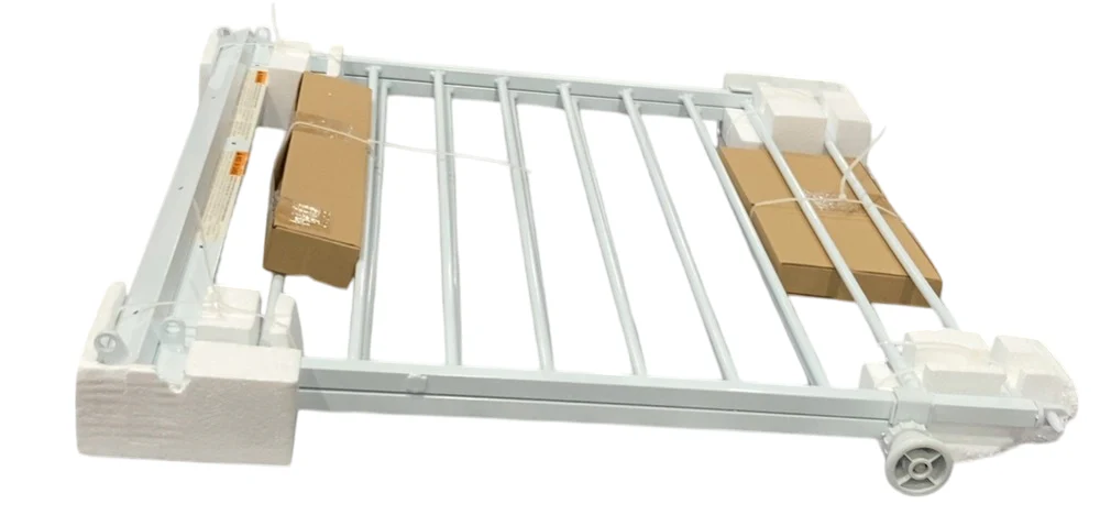 Regalo Top Of Stairs Baby Gate - Image 2