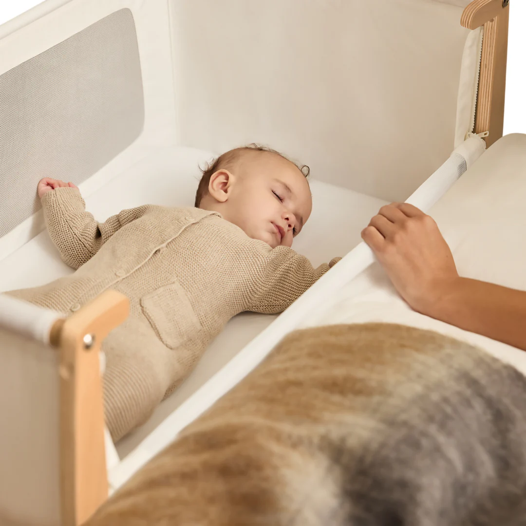 Snuz SnuzPod5 Bedside Bassinet, Natural - Image 3