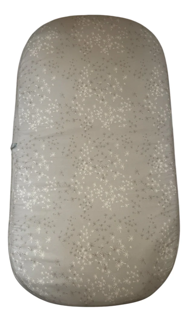 Stokke Snoozi Bassinet, Sandy Beige - Image 5