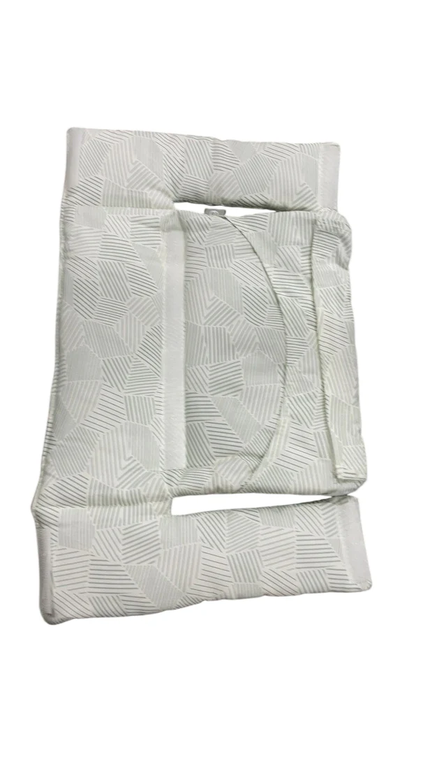 Stokke Tripp Trapp Classic Cushion, Mosaic Green, Version 2.0 - Image 3