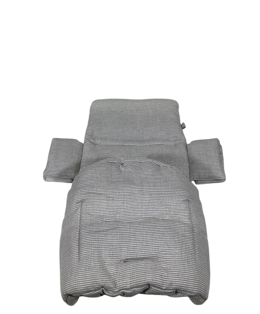 Stokke Tripp Trapp Classic Cushion, Nordic Grey, Version 2.0 - Image 3