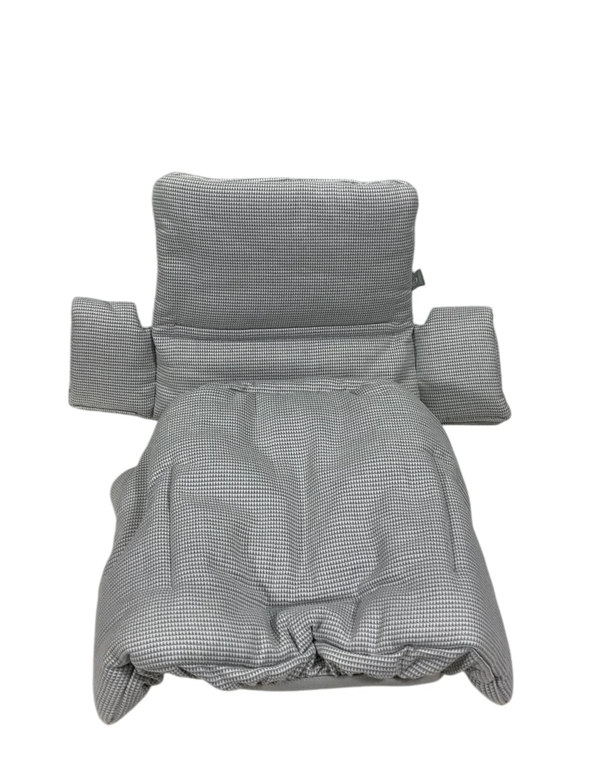 Stokke Tripp Trapp Classic Cushion, Nordic Grey, Version 2.0 - Image 2
