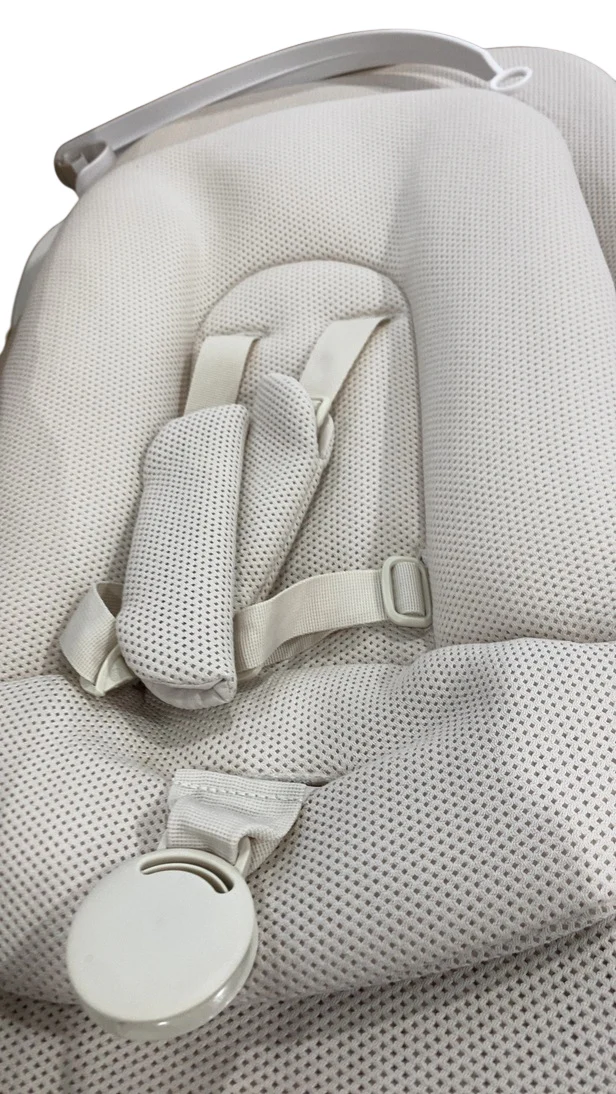 Stokke Yoga Baby Bouncer & Swing, Light Sand - Image 4