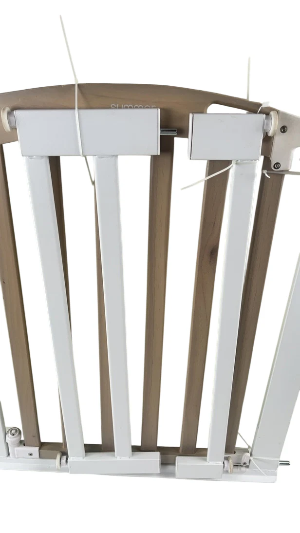 Summer Infant Chatham Post Safety Gate, Gray Wash & White - Image 4