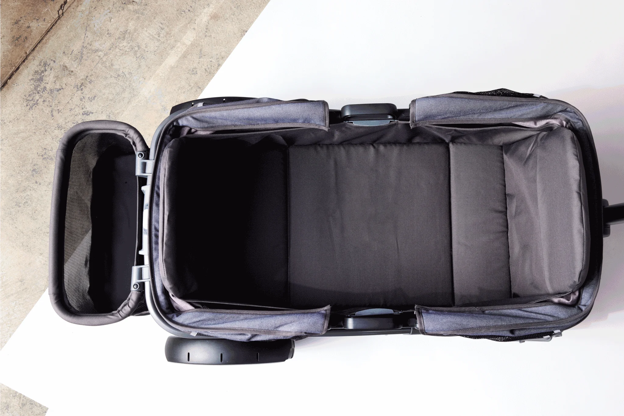 Gladly Family The Adventure Bundle: Anthem Deluxe All-Terrain Stroller Wagon - Image 8