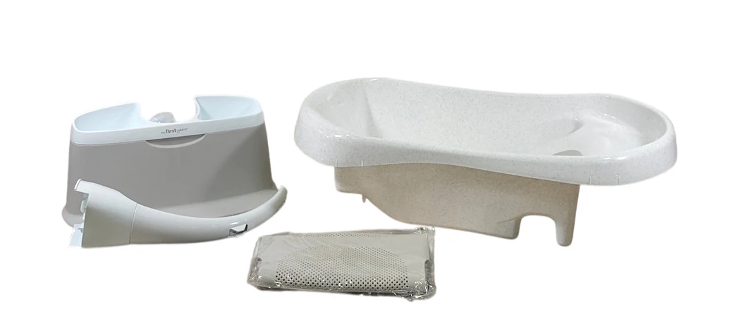 The First Years Rain Shower & Baby Spa Tub - Image 2