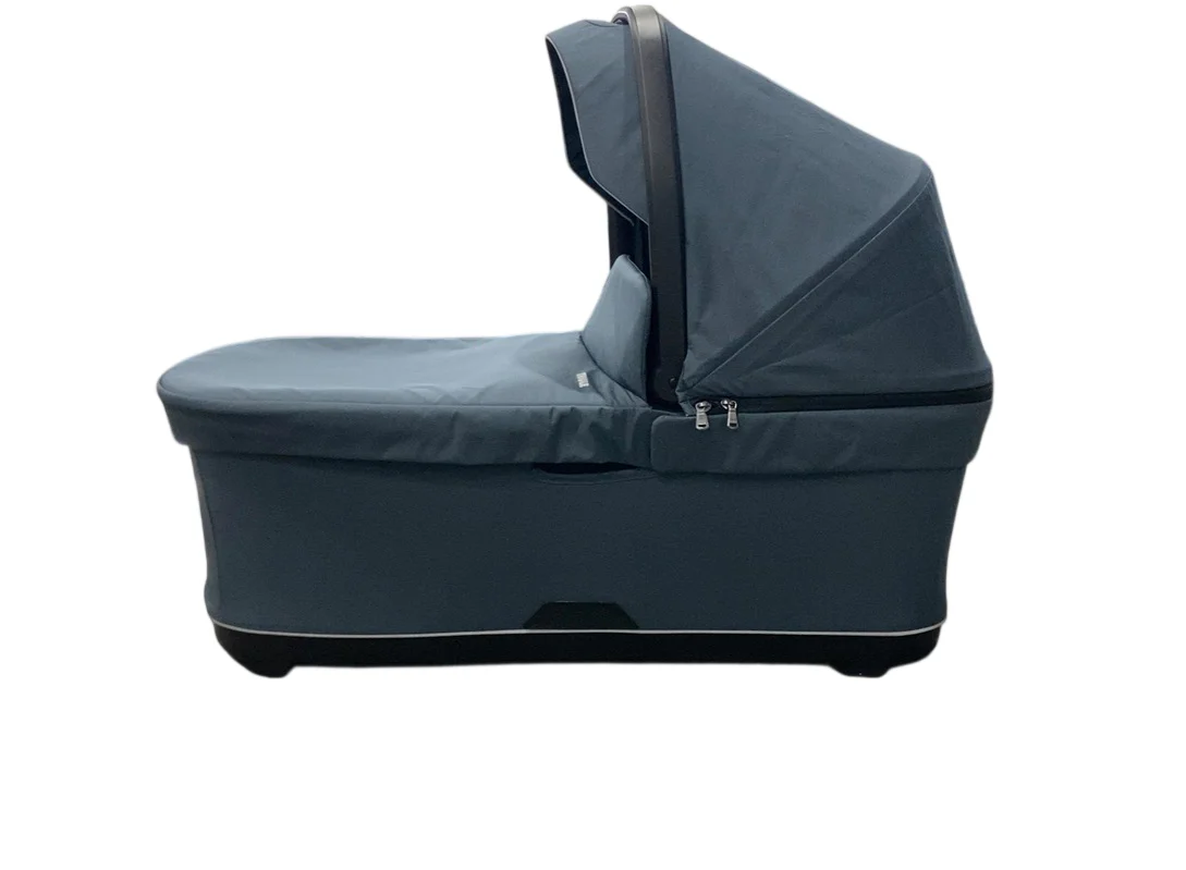 Thule Bassinet, Dark Slate - Image 2