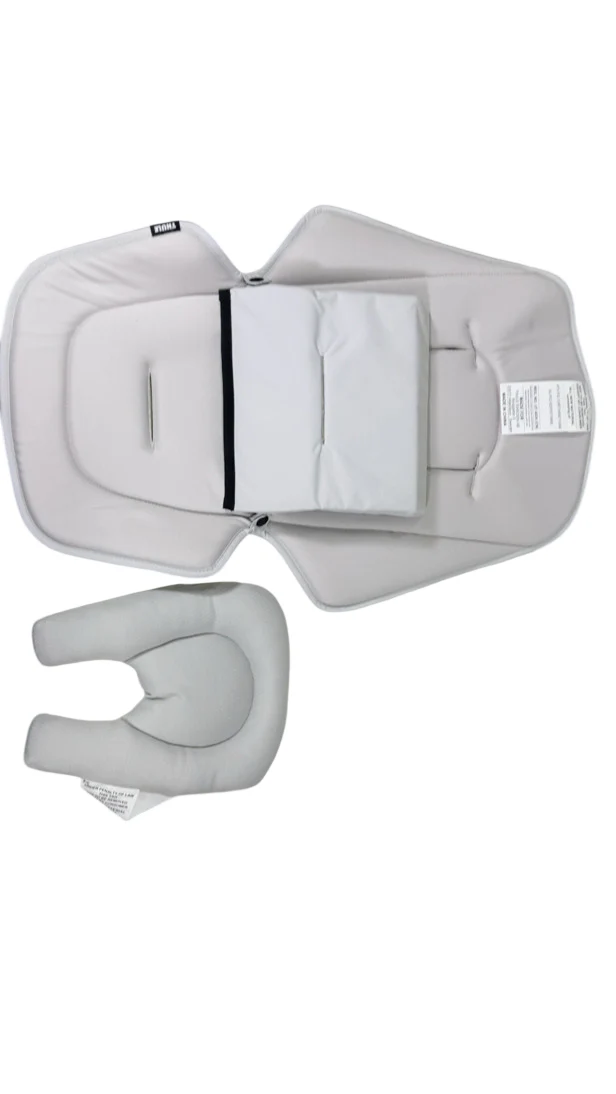 Thule Newborn Inlay, Soft Grey - Image 2