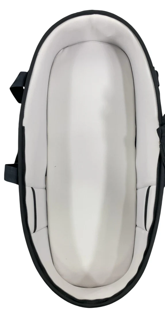 Thule Shine Bassinet, Black - Image 3