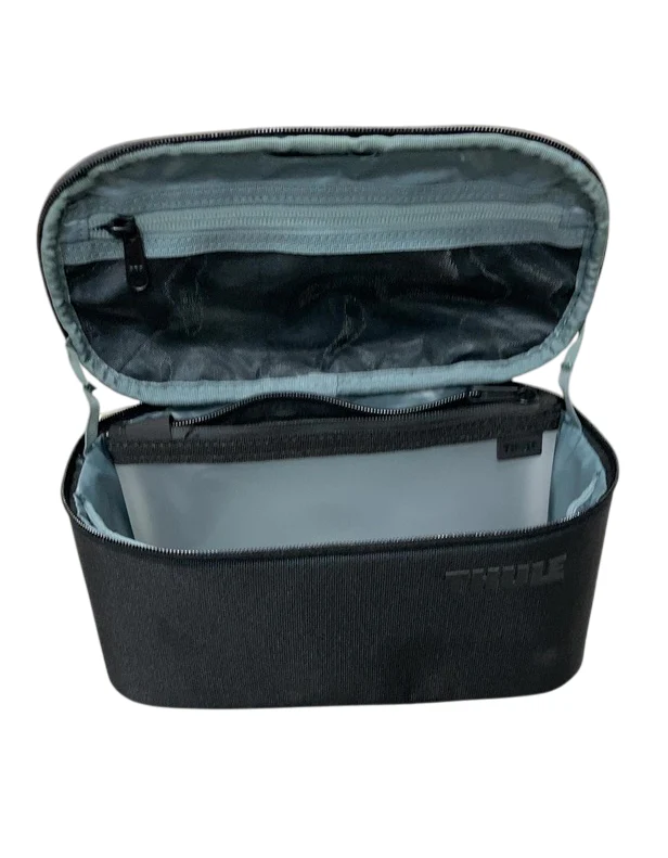Thule Subterra 2 Toiletry Bag, Black - Image 4