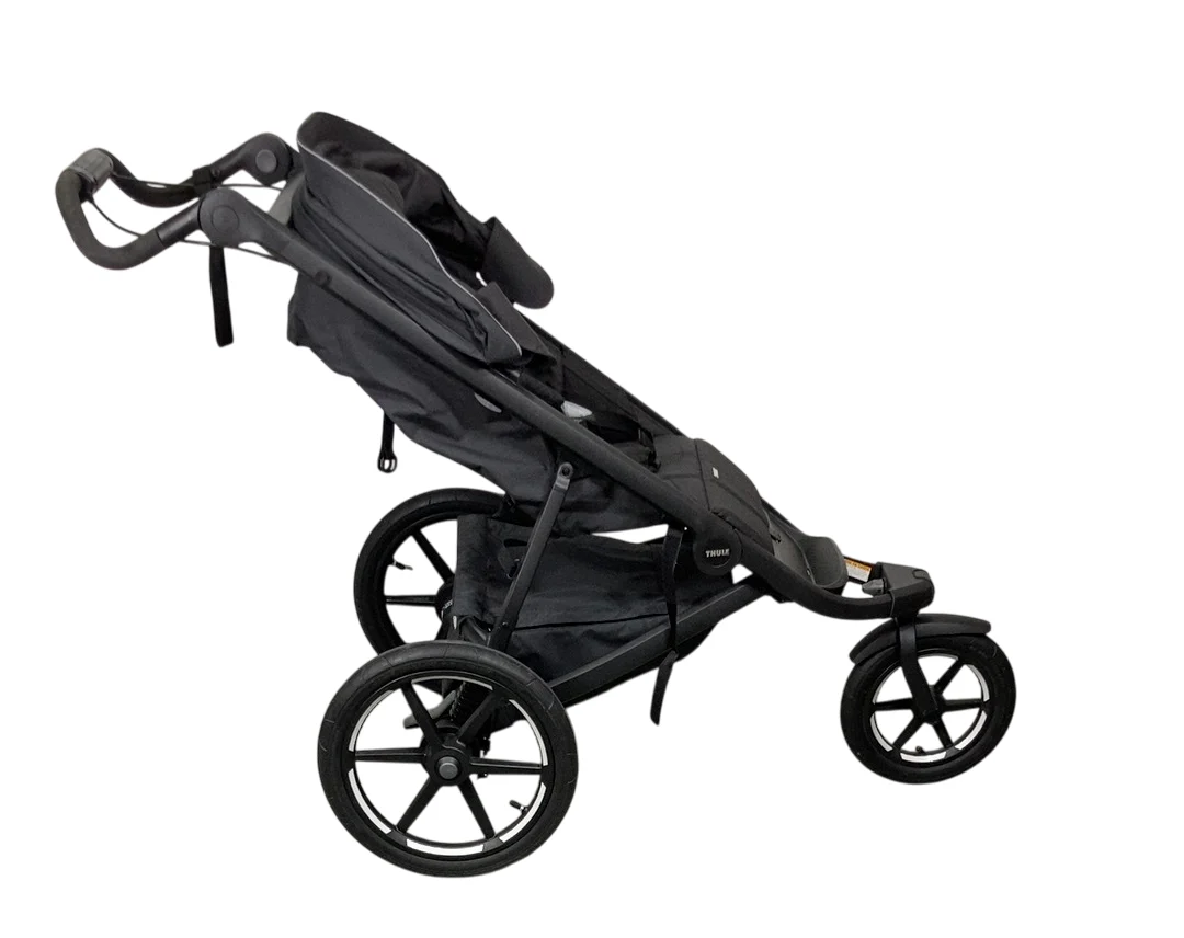 Thule Urban Glide 3 Stroller, 2024, Black on Black - Image 2