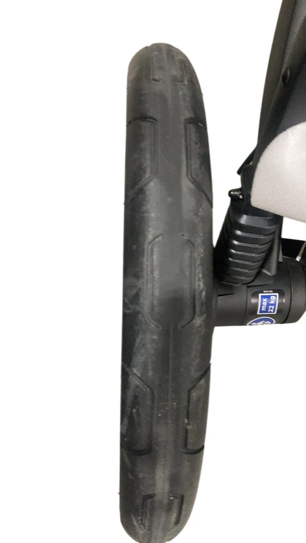 Thule Urban Glide 3 Stroller, 2024, Black on Black - Image 7