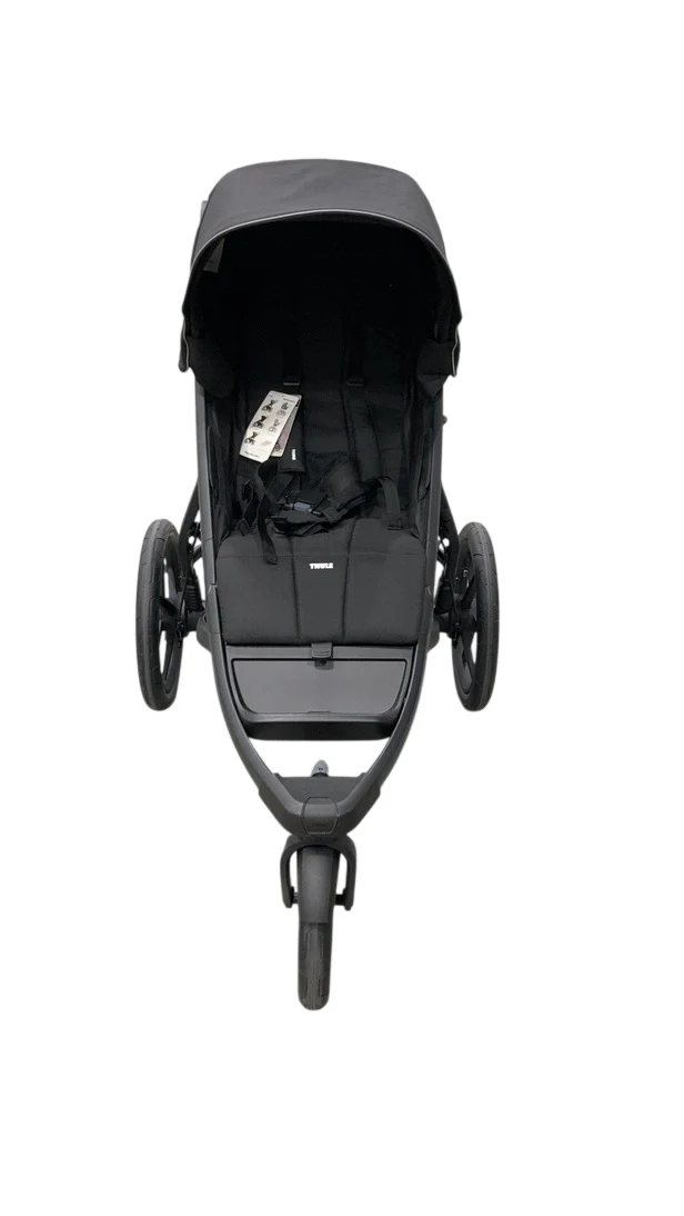 Thule Urban Glide 3 Stroller, 2025, Black on Black, Magnetic Harness