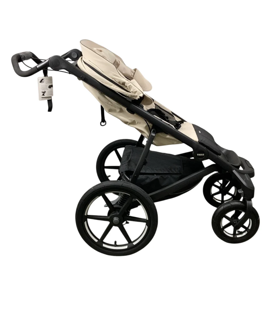 Thule Urban Glide 4-Wheel Stroller, 2023, Soft Beige, Click In Buckle - Image 3
