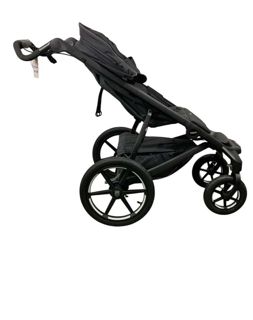 Thule Urban Glide 4-Wheel Stroller, 2024, Black, Click In Buckle - Image 3