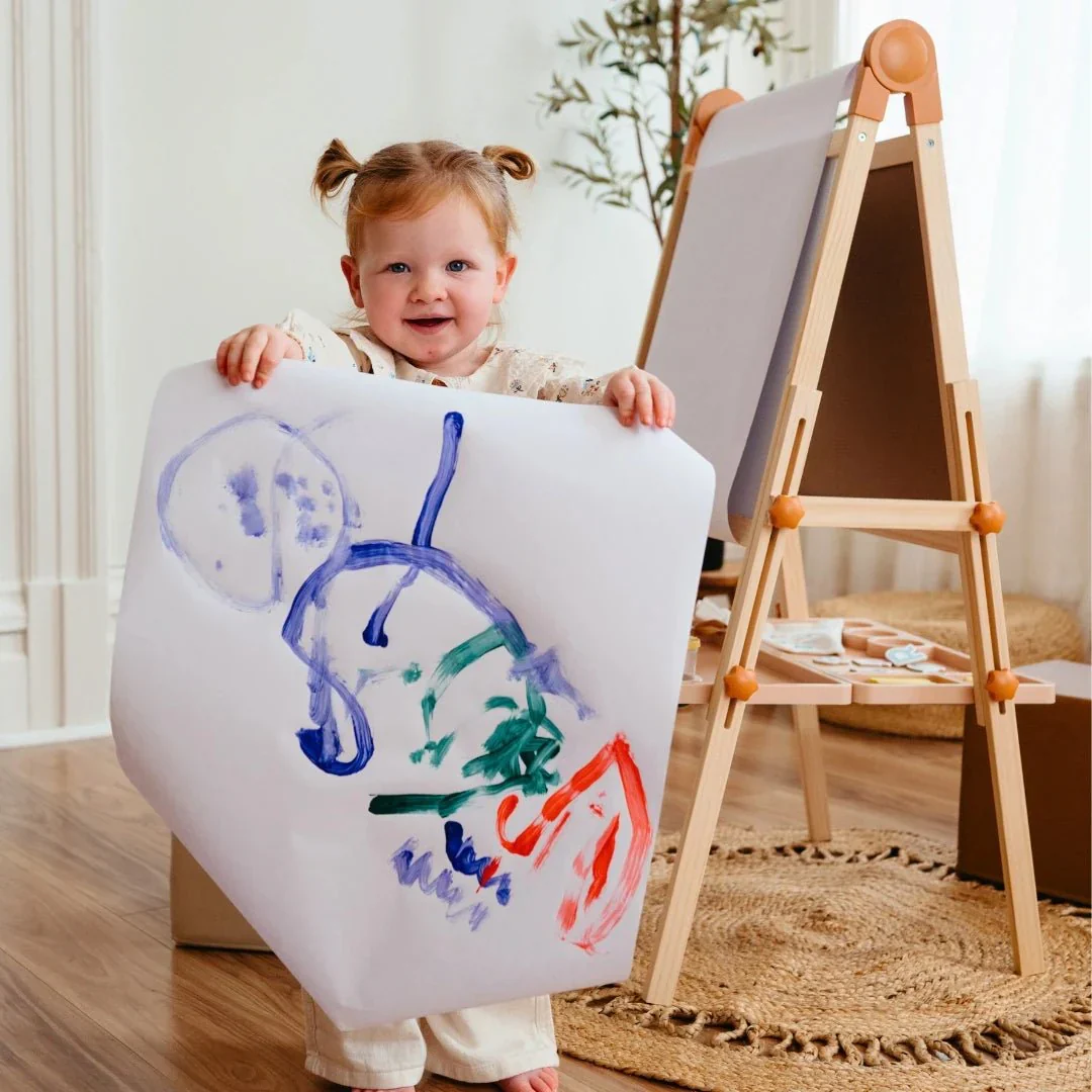 Tiny Land® Magnitales Easel for Kids - Image 9