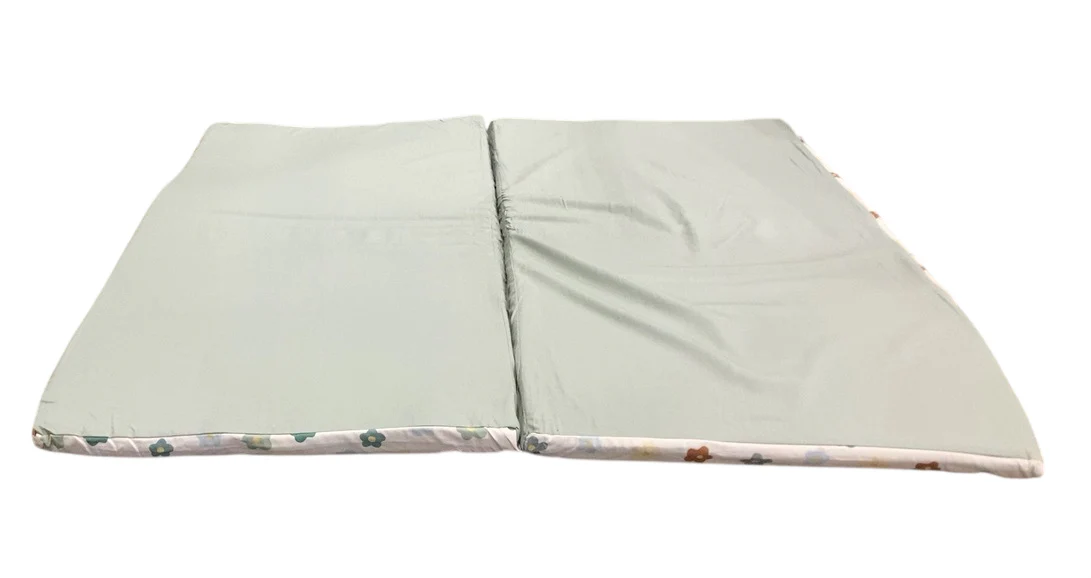 Toki Kids Standard Padded Play Mat 40" x 40", Playful Posies - Image 2