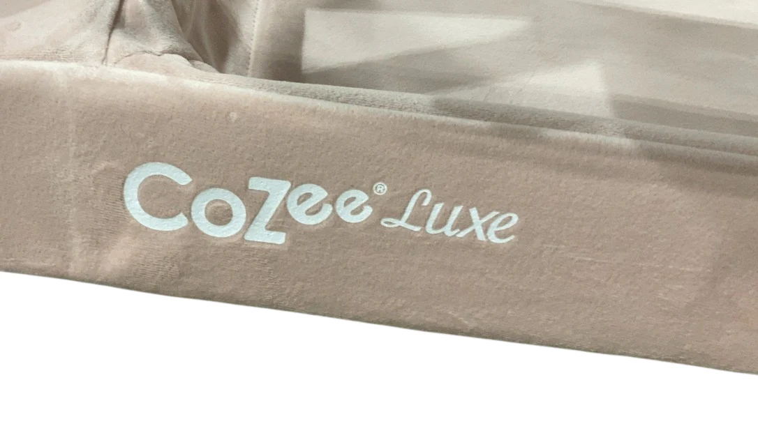 Tutti Bambini Cozee Luxe Bedside Bassinet, Pink/Walnut - Image 5