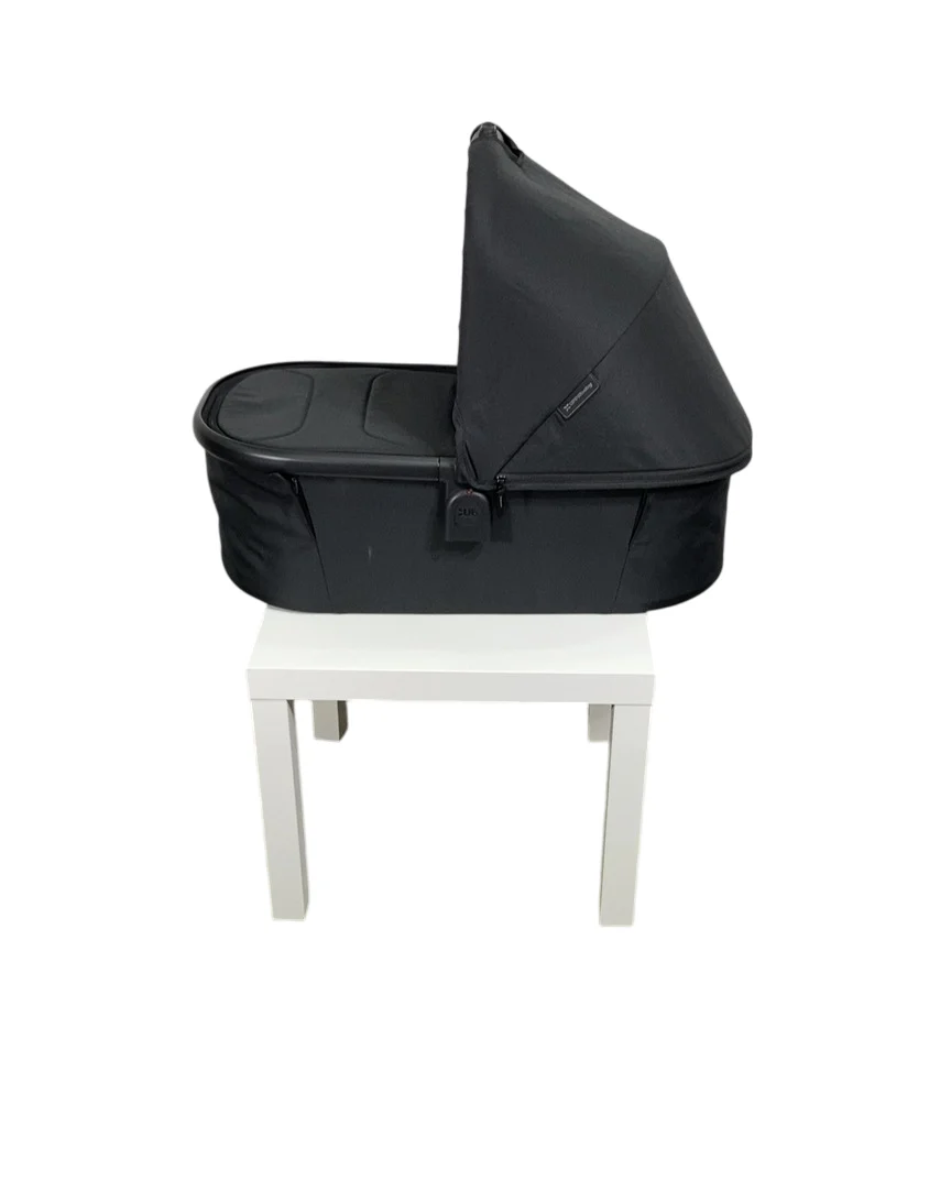 UPPAbaby Bassinet V3, Jake (Charcoal) - Image 2