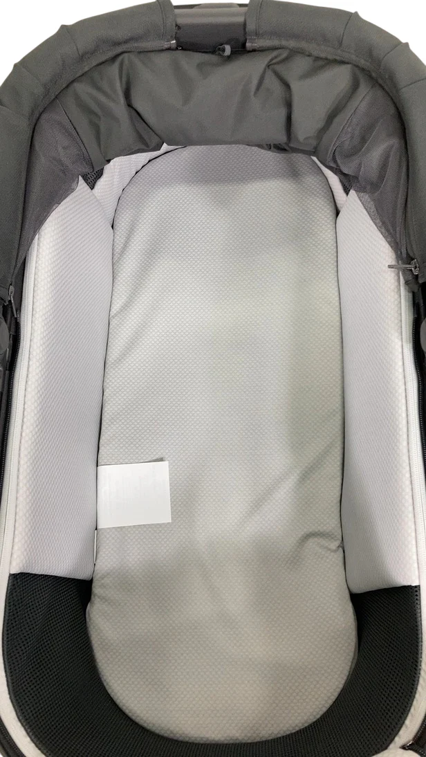 UPPAbaby Bassinet V3, Jake (Charcoal) - Image 6