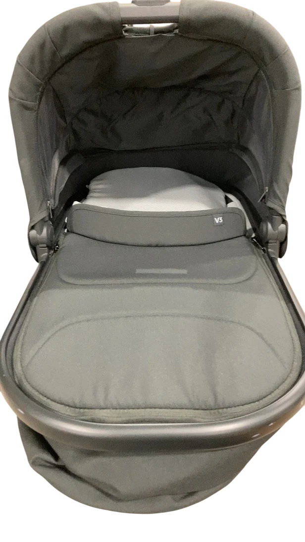 UPPAbaby Bassinet V3, Jake (Charcoal) - Image 2