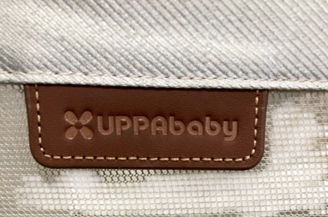 UPPAbaby REMI Playard, Charlie (Sand Melange) - Image 4