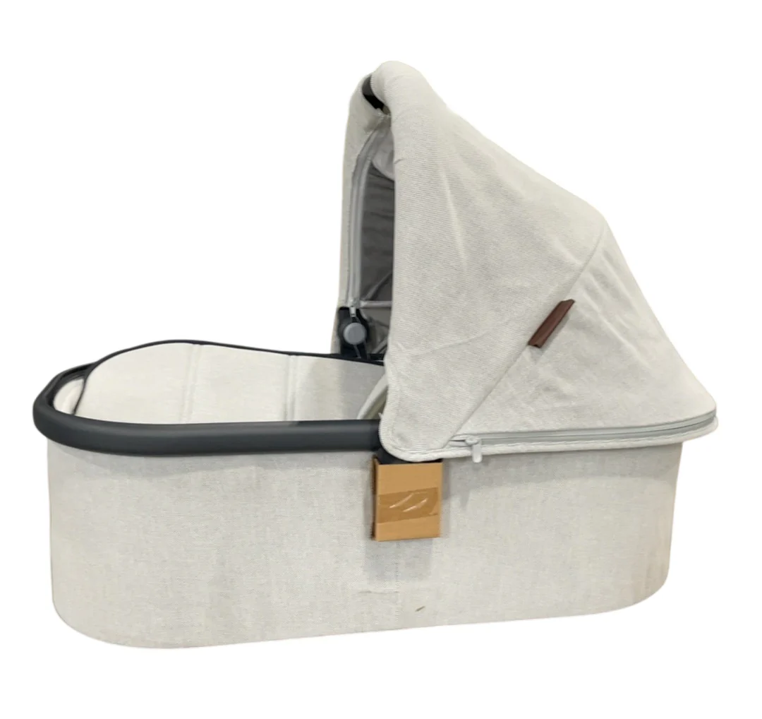 UPPAbaby V2 Bassinet, Anthony (White & Grey Chenille) - Image 2
