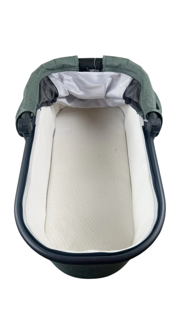 UPPAbaby V2 Bassinet, Gwen (Green Melange) - Image 4
