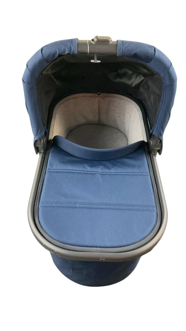 UPPAbaby V2 Bassinet, Noa (Navy) - Image 5