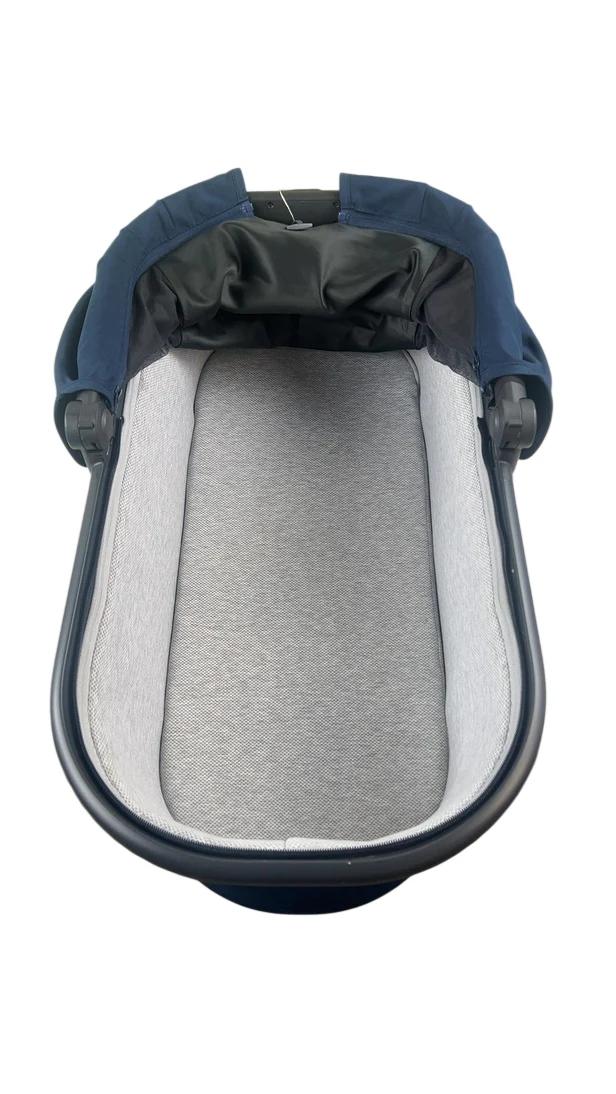 UPPAbaby V2 Bassinet, Noa (Navy) - Image 4